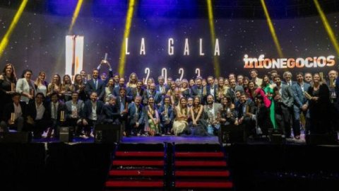 InfoNegocios entregó los premios El Empresario del Año en Montevideo