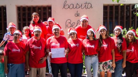 Coca-Cola celebró el compromiso de las personas que honran su campaña navideña