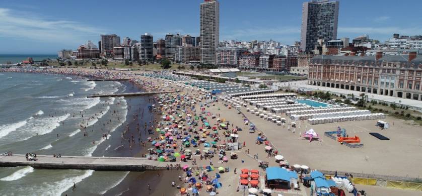 McCain presenta “Verano Bien Acompañado” en Mar del Plata
