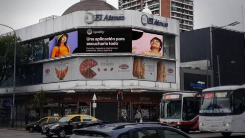 Multiled sigue sumando posiciones en vía pública con dispositivos led