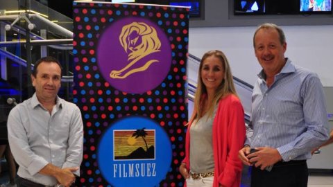 FilmSuez realizó la primera Avant Premiere del año: “Jaque Mate”