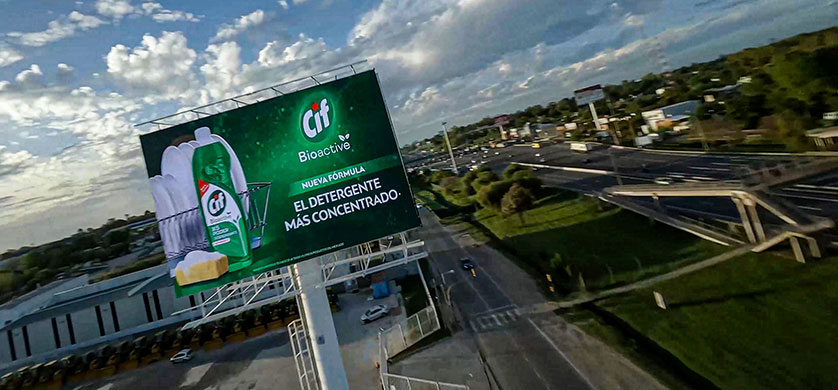 Global Vía Pública amplía nuevamente su parque de Pantallas LED