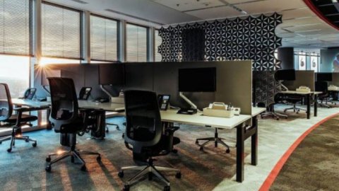El futuro del trabajo: la mitad de las empresas continúan en la búsqueda de su esquema óptimo