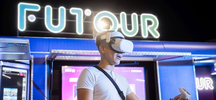 FuTour: el trailer que presenta las carreras del futuro finaliza su recorrido en el Planetario