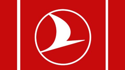 Pantone llega a los aires con Turkish Airlines