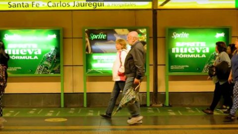 La nueva campaña de Sprite llega al subte de la mano de Grupo Vía.