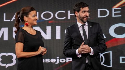 Se entregaron premios en la 4° edición de "La Noche de las Comunicaciones"