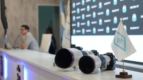 Sony y AFA se alían y presentan la cámara que redefine la fotografía deportiva