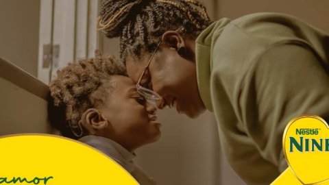 “El amor está en los gestos”, la campaña de Ogilvy Brasil para Ninho