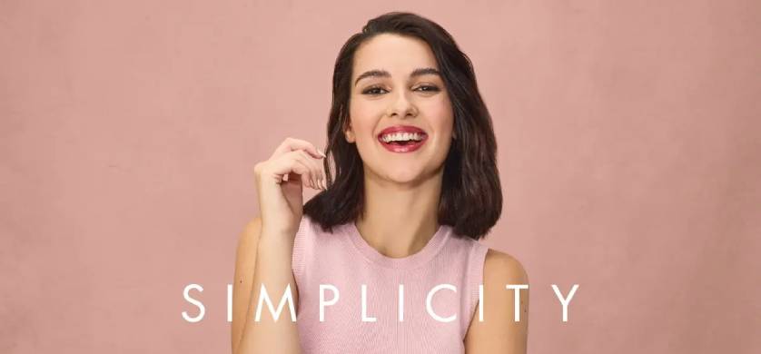 Niña y Simplicity presentan la nueva entrega de su campaña “Va Bien”