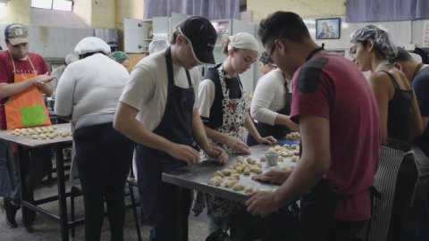 “Los jóvenes: ¿no saben lo que quieren?”, la nueva campaña de “Por Los Jóvenes”