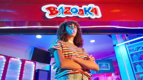 Nueva campaña de Bazooka y María Becerra creada por ADN Comunicación