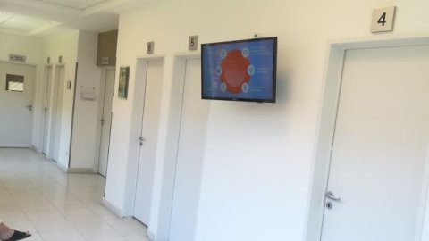Alegorix suma a Clínica San Camilo a su circuito de pantallas