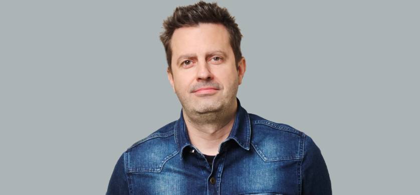 LLYC anunció la promoción de Américo Vizer como nuevo South Latam Creative Director