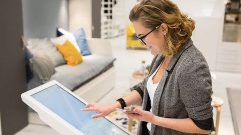 Conoce qué están haciendo Nike, Sephora o Amazon para integrar las ventas online y offline