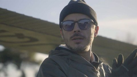 Telefe estrena nueva temporada de "Código Viaje" con Tomás Fonzi