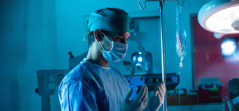 Universal+ anuncia la nueva serie documental ¨DR. Death: la historia detrás de la historia”