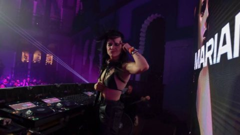 Pepsi Black y Mariana Bo presentaron una lata de edición especial