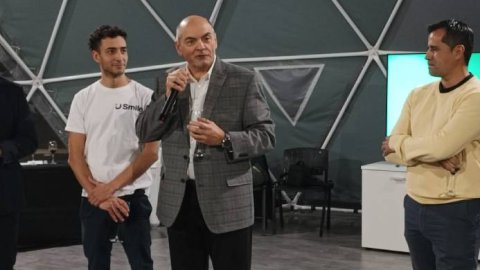 La Experiencia de Cliente vivió una noche futurista de la mano de WOW!CX, Smile y Wise CX