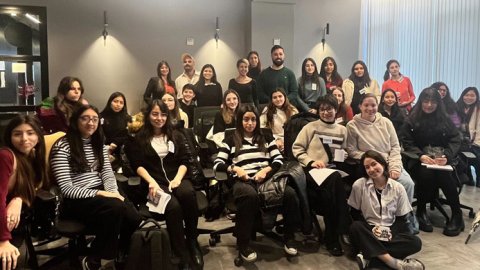 Monks Buenos Aires y Chicas en Tecnología se unen para impulsar el empoderamiento