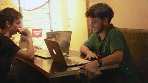 La agencia rosarina Ecloud compró a la agencia Chispa Lab