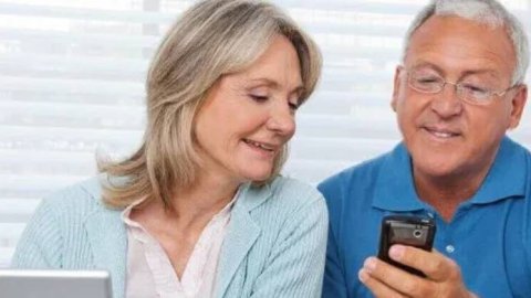 Los Baby Boomers pasan más de la mitad de su tiempo en los medios de comunicación en línea