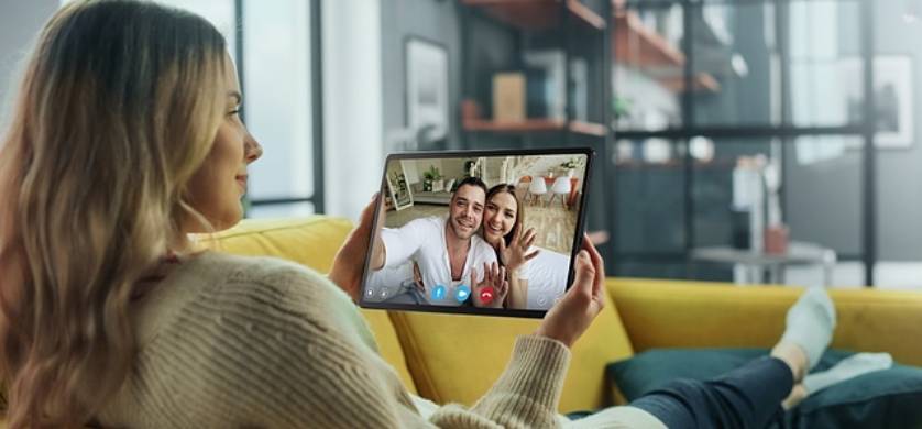 Autodidactas y emprendedoras: Madres que reinventan sus carreras en la era digital