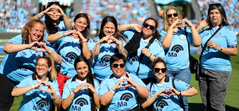 Super Media y Banco Macro estuvieron juntos en una campaña por el Día de la Maternidad