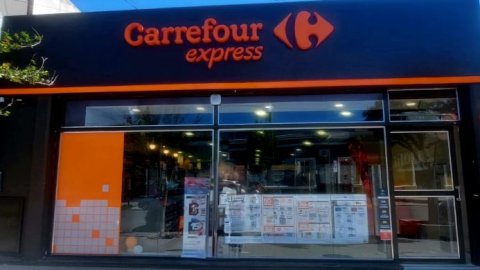 Carrefour se expande en Córdoba con su primera tienda Express en Jesús María y supera los 60 locales en la provincia