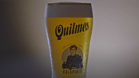 Quilmes presenta junto a draftLine la "Colapinta"