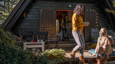 Booking.com presenta las nueve predicciones en viajes para 2025
