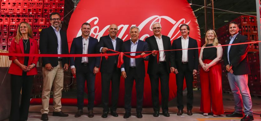 Coca-Cola Andina Argentina inaugura una nueva línea de envases retornables en Mendoza
