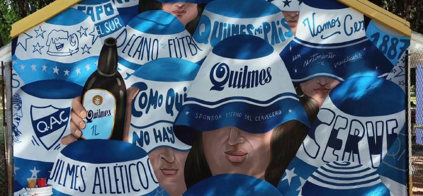 Quilmes rinde homenaje a los hinchas quilmeños con murales en el Parque de la Cervecería y en la cancha
