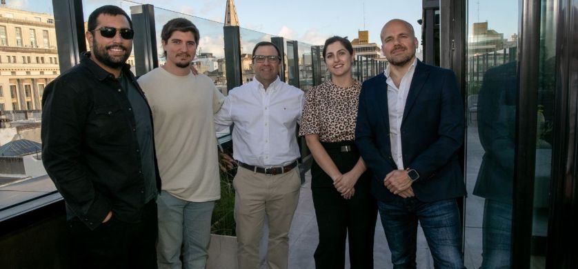 Líderes del ecosistema tecnológico e inversor uruguayo se reunieron en el rooftop de Casa el Globo