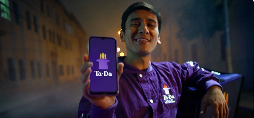 “Cervezas heladas a la puerta de tu casa”, lo nuevo de The Juju para TaDa