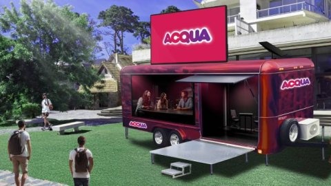 Mediamax activa este verano el Acqua Truck de Radio Acqua en Pinamar