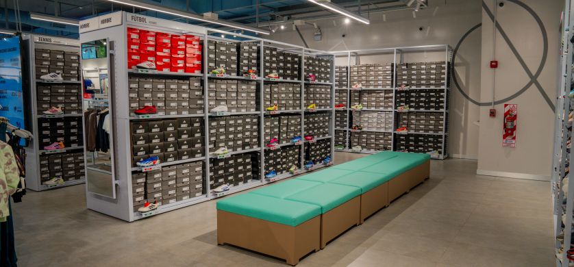 adidas inauguró un nuevo Factory Outlet en Barracas