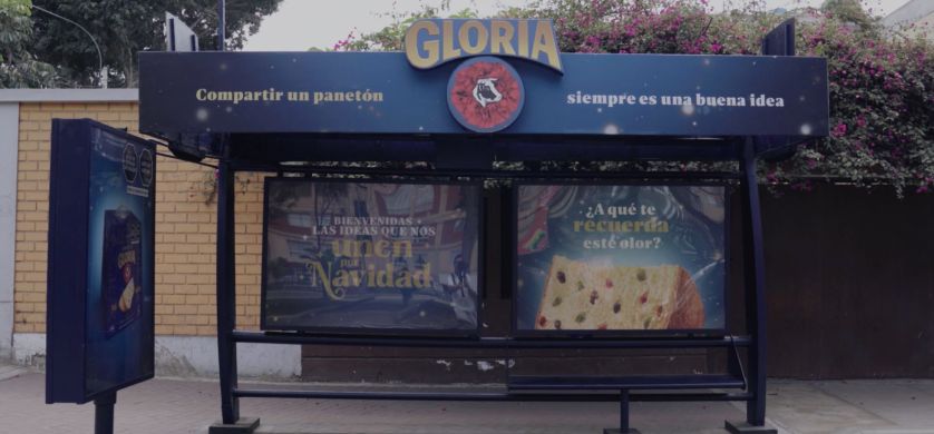 Starcom y Gloria revolucionaron la Navidad con campaña innovadora en vía pública
