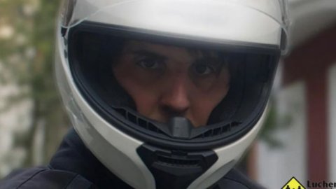 Campaña de Luchemos por la vida: "Cuidate, vos que tenés cerebro, usá casco"
