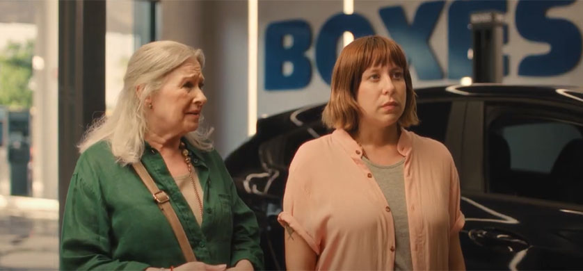 "Tus vacaciones empiezan en YPF", la nueva campaña Liebre para YPF