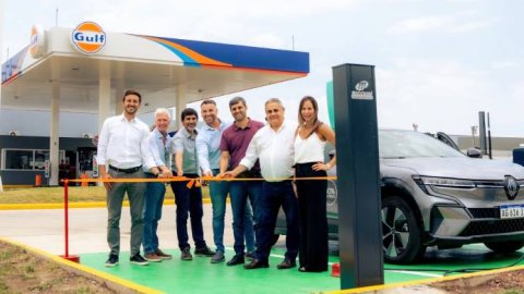Gulf incorpora cargadores para autos eléctricos en su estación de Jesús María