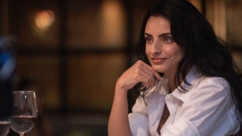 Disney+ estrena “Entre paredes” con la mexicana Aislinn Derbez