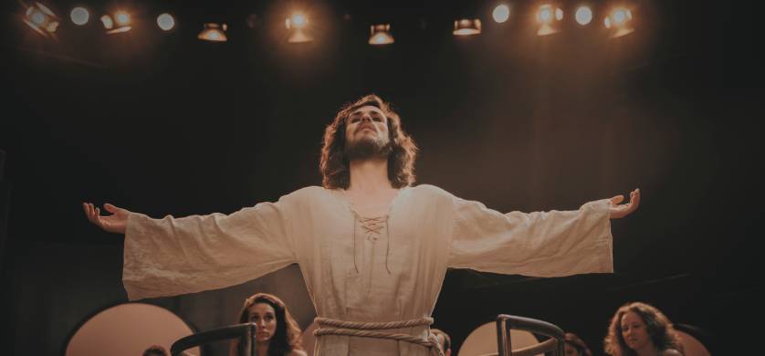 Atreseries Internacional estrena "Camilo Superstar"