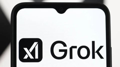 X tira los tejos a los anunciantes con nuevas campañas generadas con IA