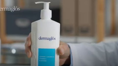 "50 años", la nueva campaña de Dermaglós Terapéutica 