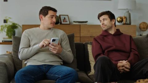 Gerard Piqué e Iker Casillas protagonizan la nueva campaña de Uber Eats y LALIGA
