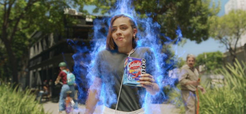 Huinca dirigió la nueva campaña para Saladix "Xtra Picante" de Bagley