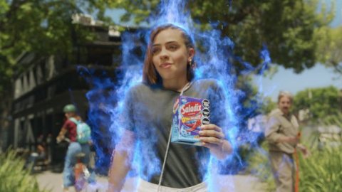 Huinca dirigió la nueva campaña para Saladix "Xtra Picante" de Bagley