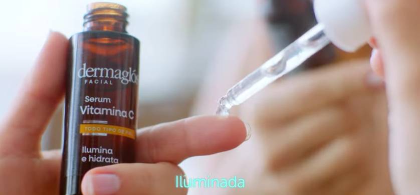 Dermaglós presenta su nueva campaña para la línea facial