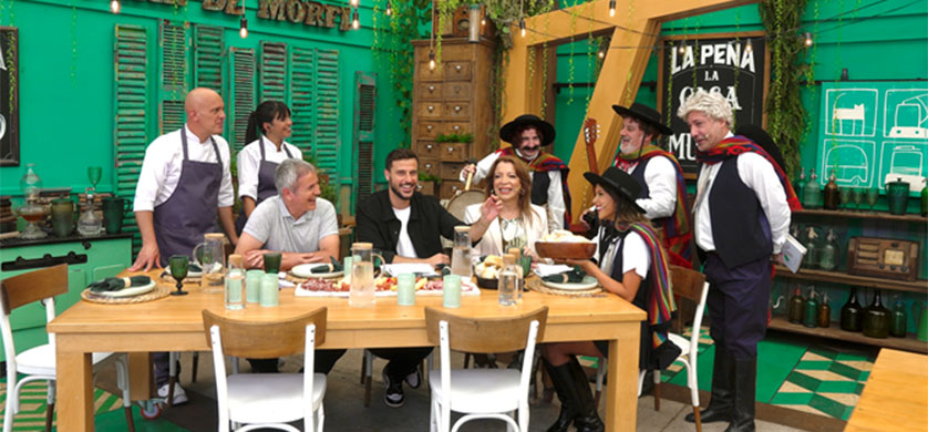 La Peña de Morfi presenta a los invitados del Domingo: Ráfaga y Axel en vivo